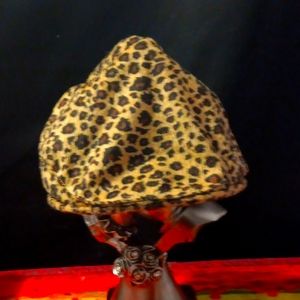 Leperd print hat